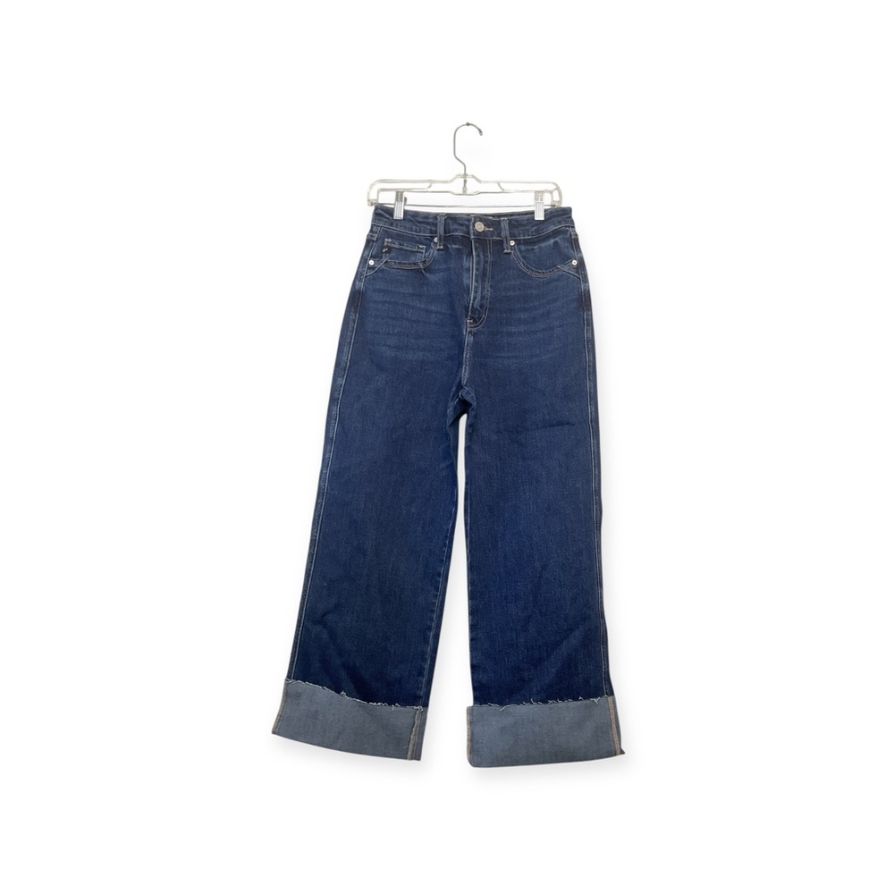 Women’s NWT KanCan rolled, wide leg, medium wash jeans, size 4